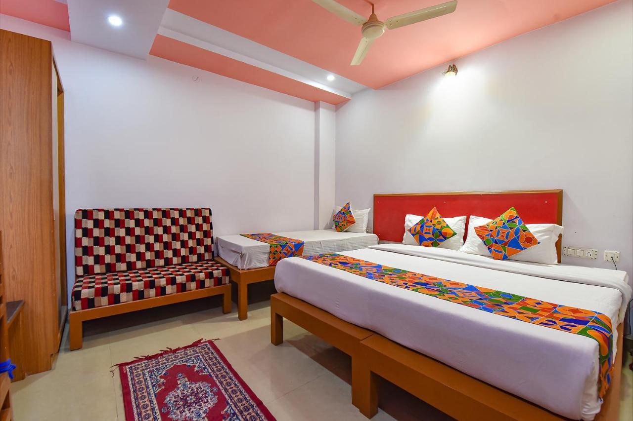 Airport Sky Inn Hotel Divisione di Jaipur Esterno foto
