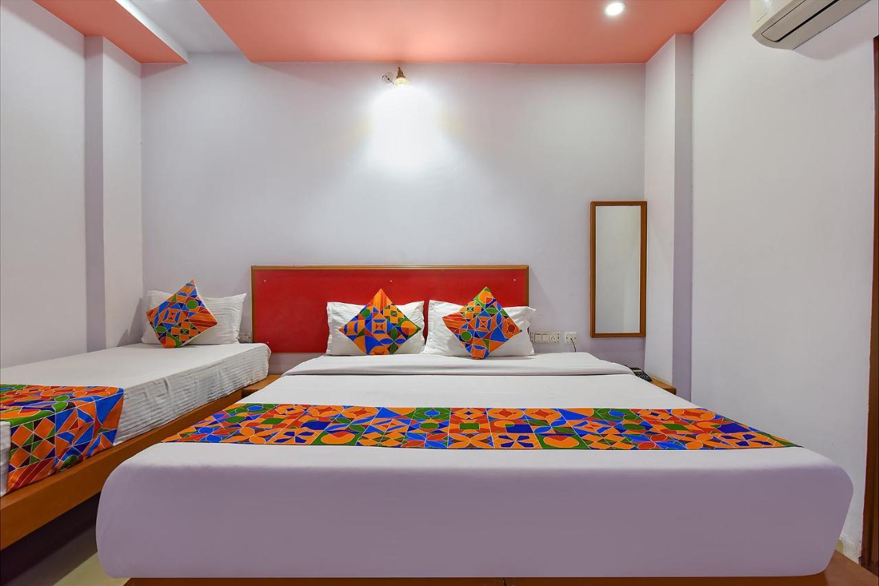 Airport Sky Inn Hotel Divisione di Jaipur Esterno foto