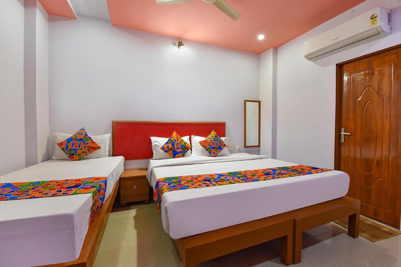 Airport Sky Inn Hotel Divisione di Jaipur Esterno foto