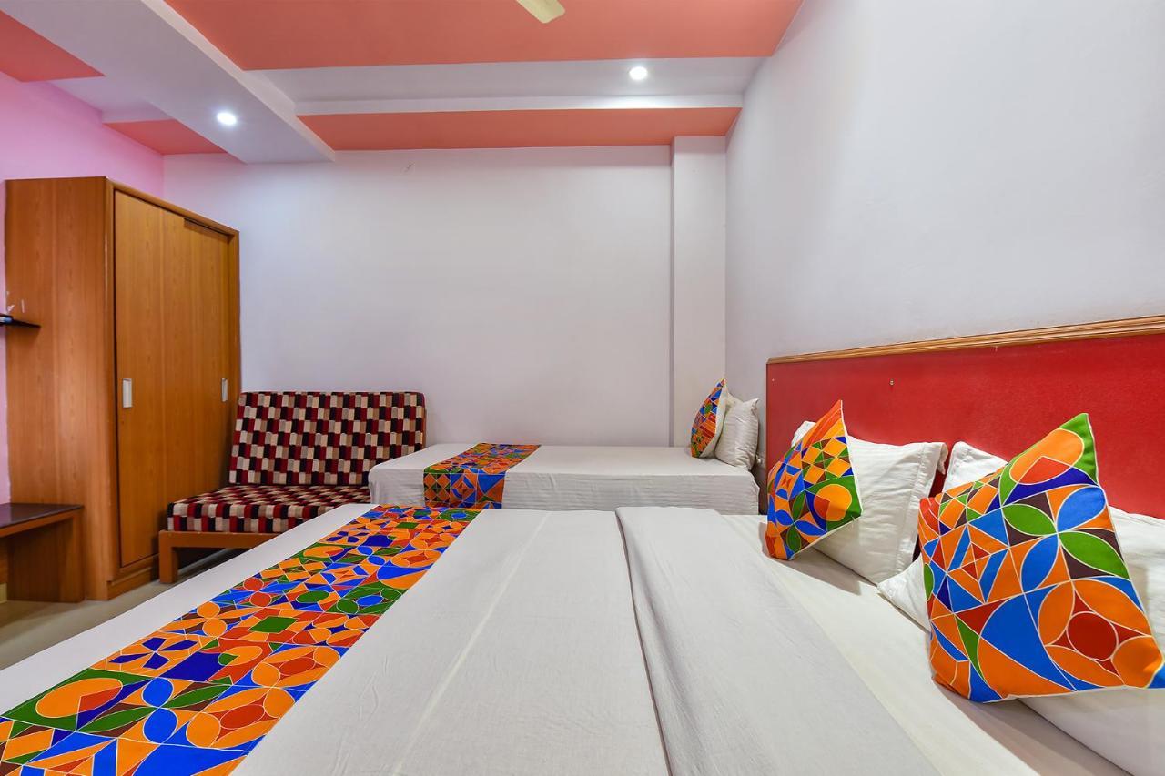 Airport Sky Inn Hotel Divisione di Jaipur Esterno foto